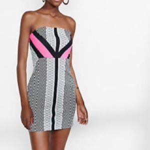 Strapless geo print dress